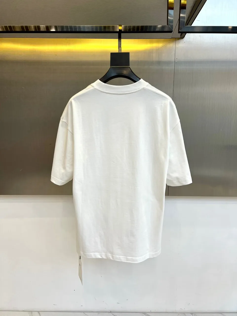 P85， 2026 Classic T ， ， ， ， ， 。 ， ， ， ， 。 ， ，Breathable ， 、 。 ， ， ， 。 T ， —— ， 。2026 ， ， 。S- XXL（ 173，140 M ）